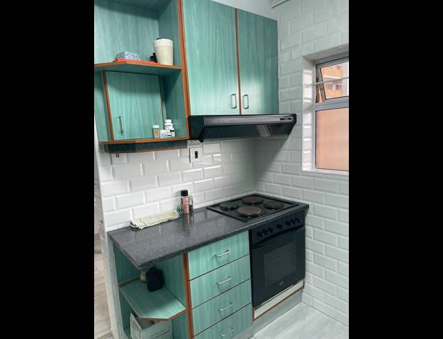 2 BEDROOM FLAT TO LET IN MORNINGSIDE
